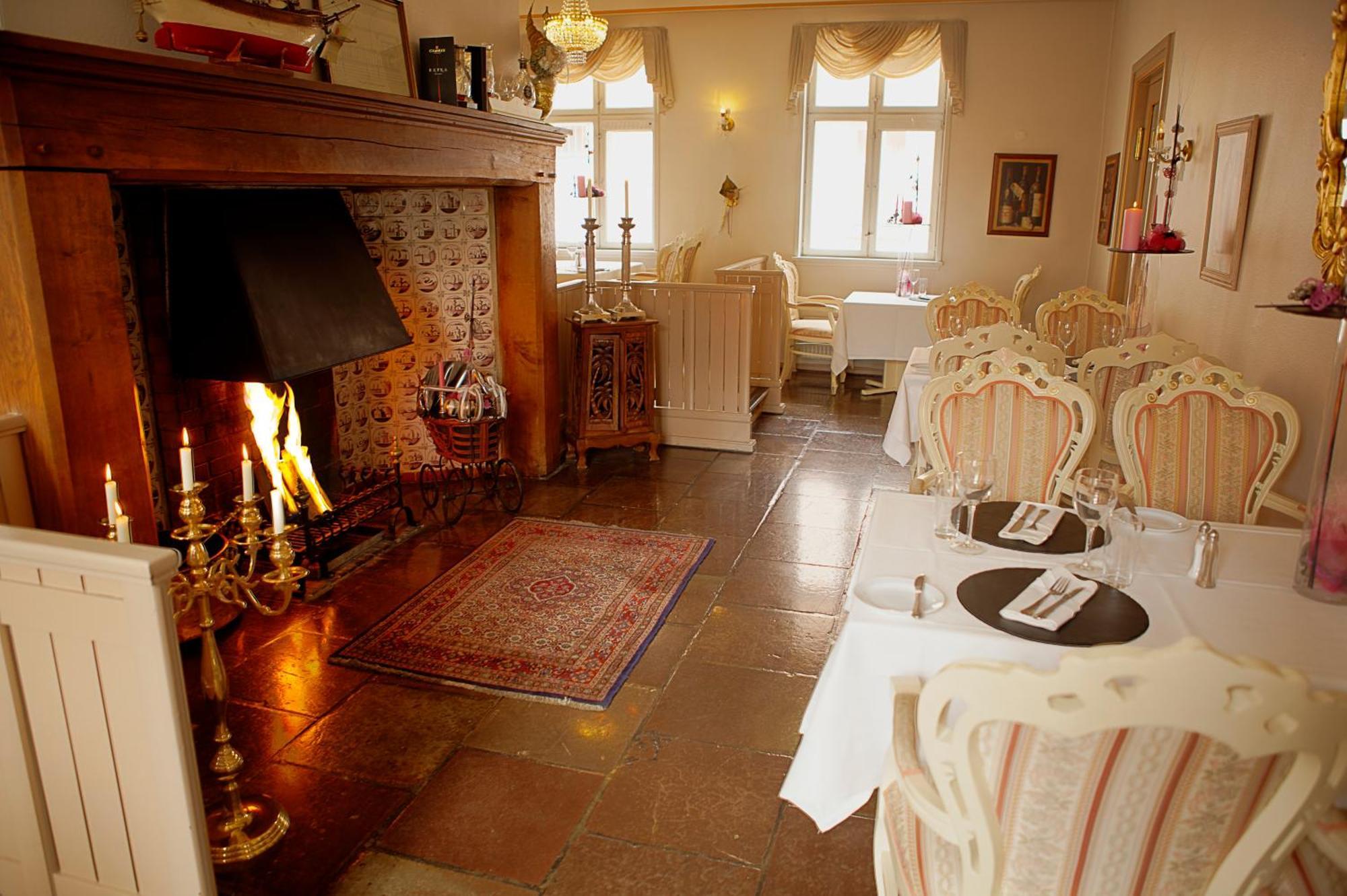 Hotel Harmonien 3*